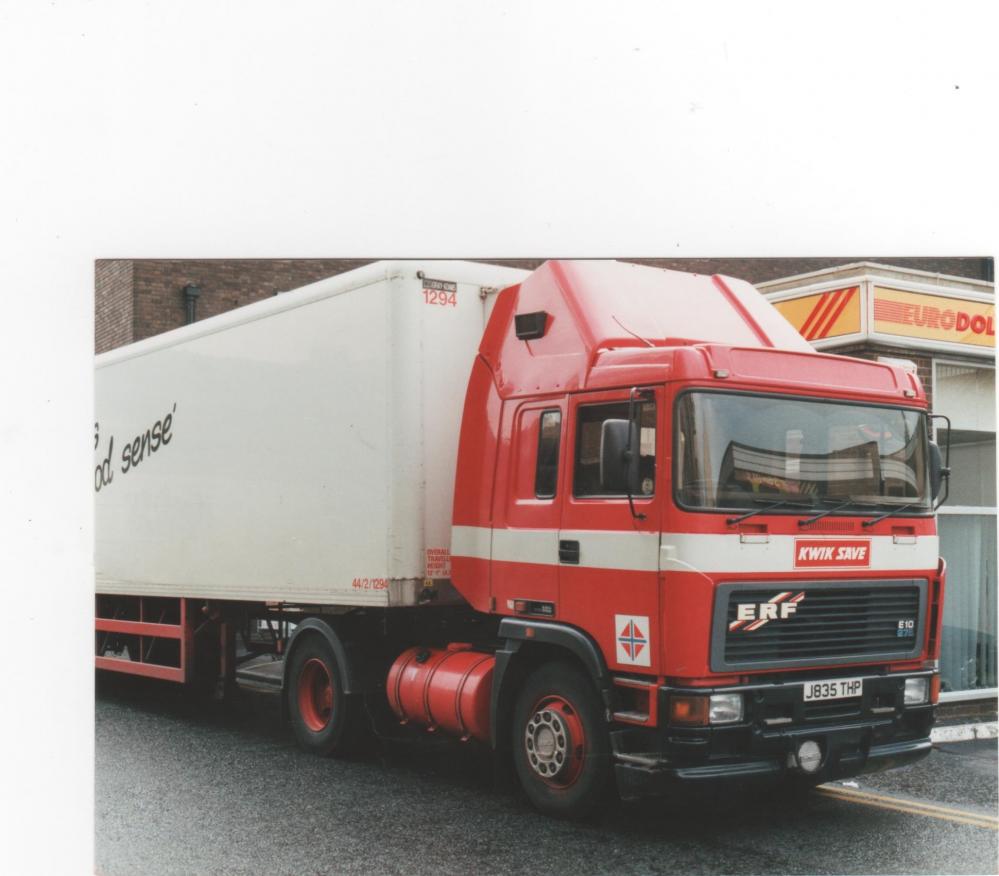 Kwik Save Ashton in Makerfield ERF E10 275 1994 Kwik Save Ashton in Makerfield ERF E10 275 1994