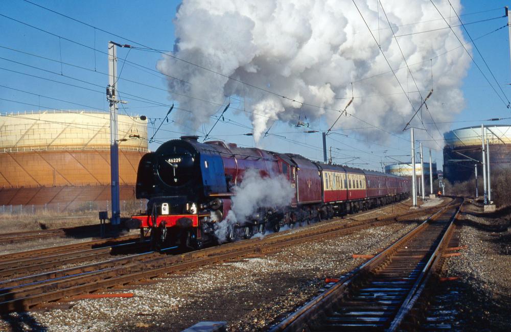 Duchess departing Wigan Duchess departing Wigan