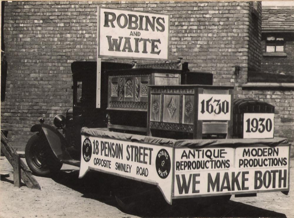 ROBINS & WAITE Cabinetmakers