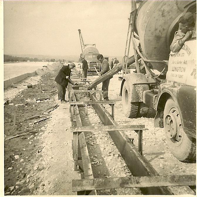 28-03-1963.-Spring Road-Gathurst road. Marginal Strips being formed. 28-03-1963.-Spring Road-Gathurst road. Marginal Strips being formed.