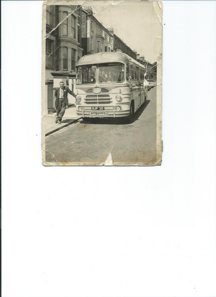 Stringfellows Touring Coach DJP 20 Stringfellows Touring Coach DJP 20