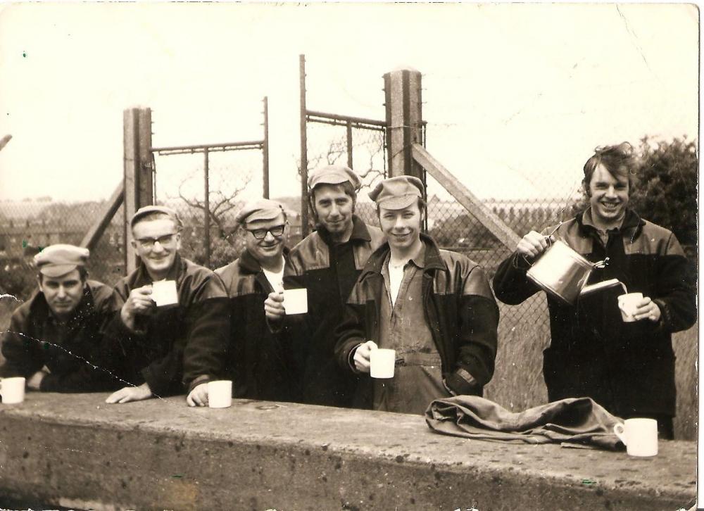 Heinz workers take a break Heinz workers take a break