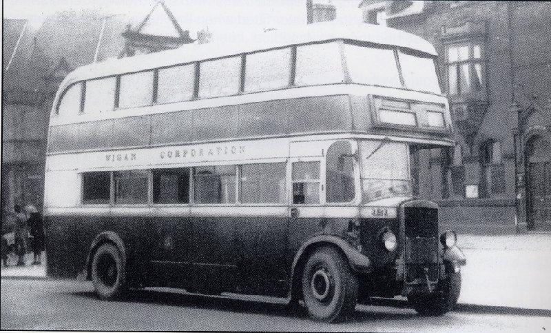 Bus on the Market Square bus station1940's