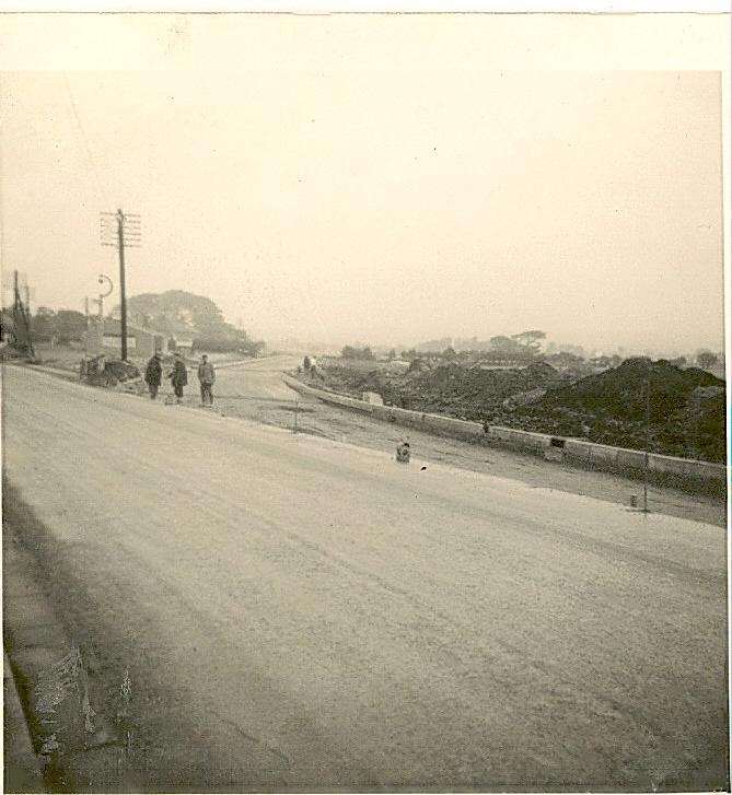Gathurst Road old & new.28-09-1962 Gathurst Road old & new.28-09-1962