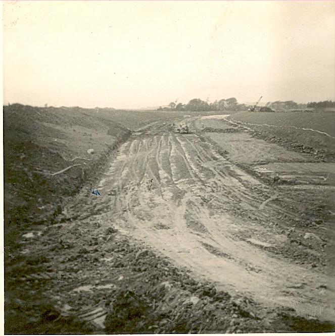 28-09-1962-Looking north towards Winstanley Park from Pemberton Road /Slacky Brow Diversion. Bridge photo taken on the same date. 28-09-1962-Looking north towards Winstanley Park from Pemberton Road /Slacky Brow Diversion. Bridge photo taken on the same date.
