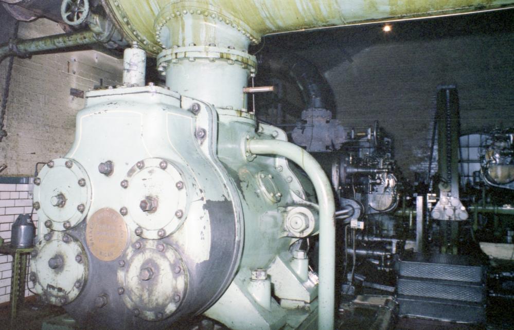 Walkers 10,000 cfm compressor at Sutton Manor Colliery 1980 Walkers 10,000 cfm compressor at Sutton Manor Colliery 1980