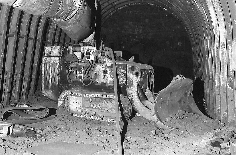 Abandoned Eimco 625. Abandoned Eimco 625.
