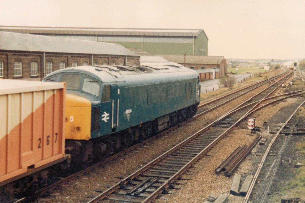 "Dusty Bin" Passing Douglas Bank Signal Box 1981 "Dusty Bin" Passing Douglas Bank Signal Box 1981