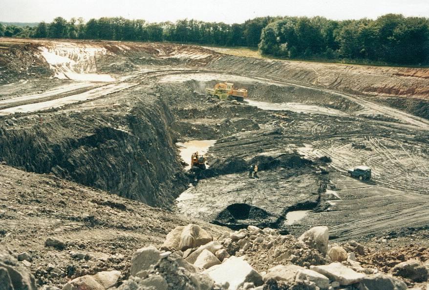 Open cast mining of the Alexandra site in 1985