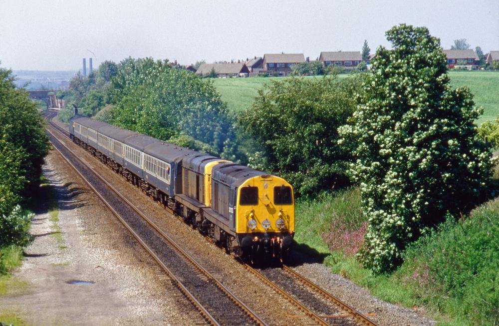 Class 20s at Crow Nest Junction.