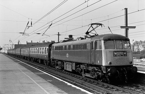 85037 at Wigan N.W. Station 