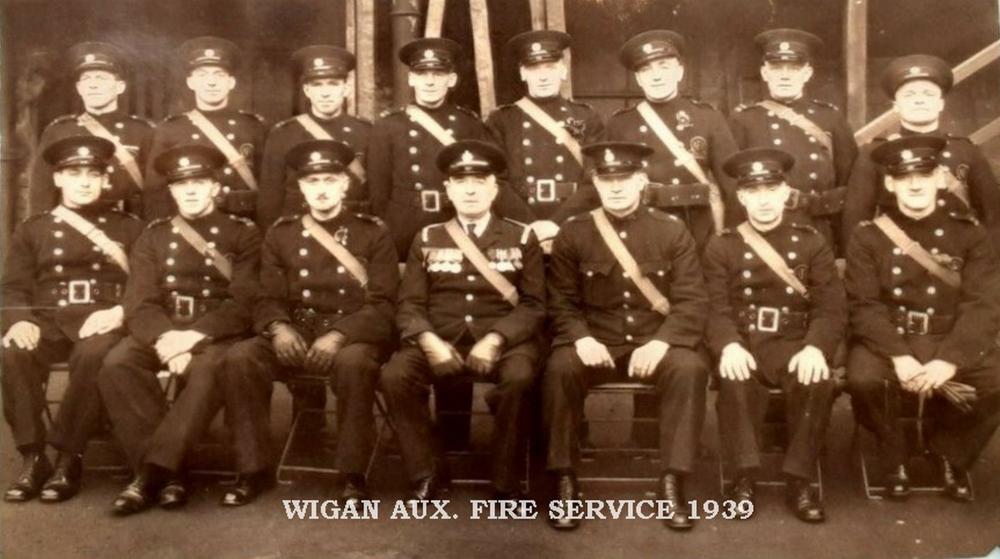 WIGAN AUX FIRE BRIGADE WIGAN AUX FIRE BRIGADE