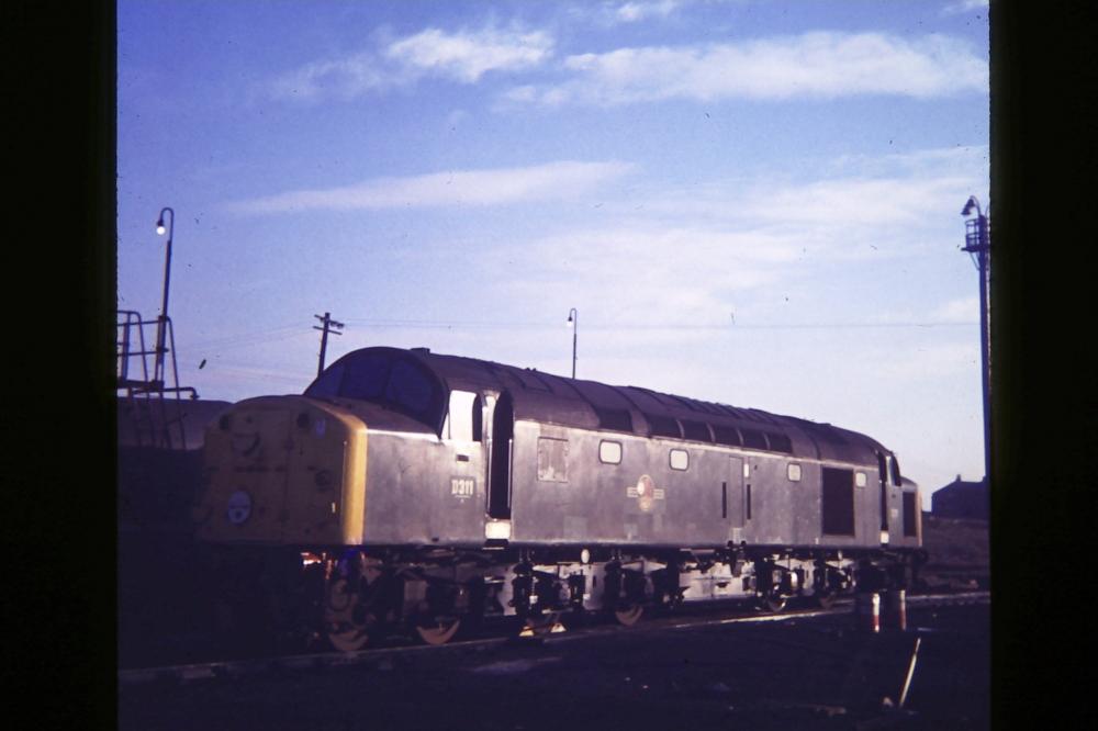 Green Class 40 At Springs Branch 1968 Green Class 40 At Springs Branch 1968