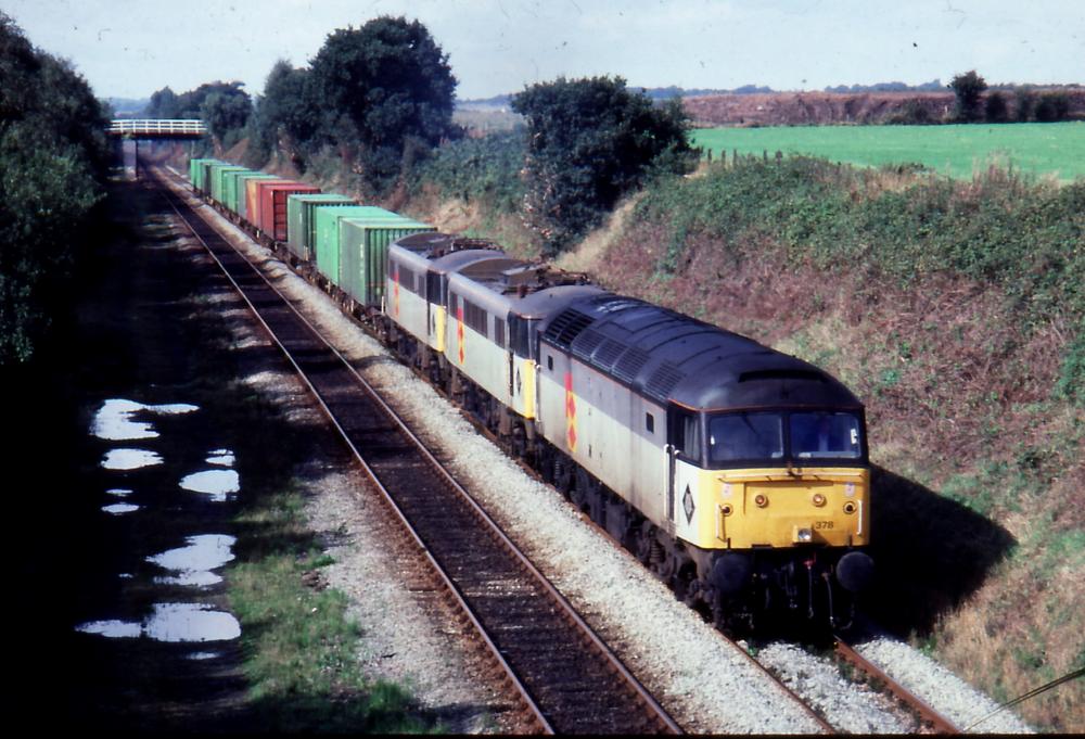 47 approaching Garswood. 47 approaching Garswood.