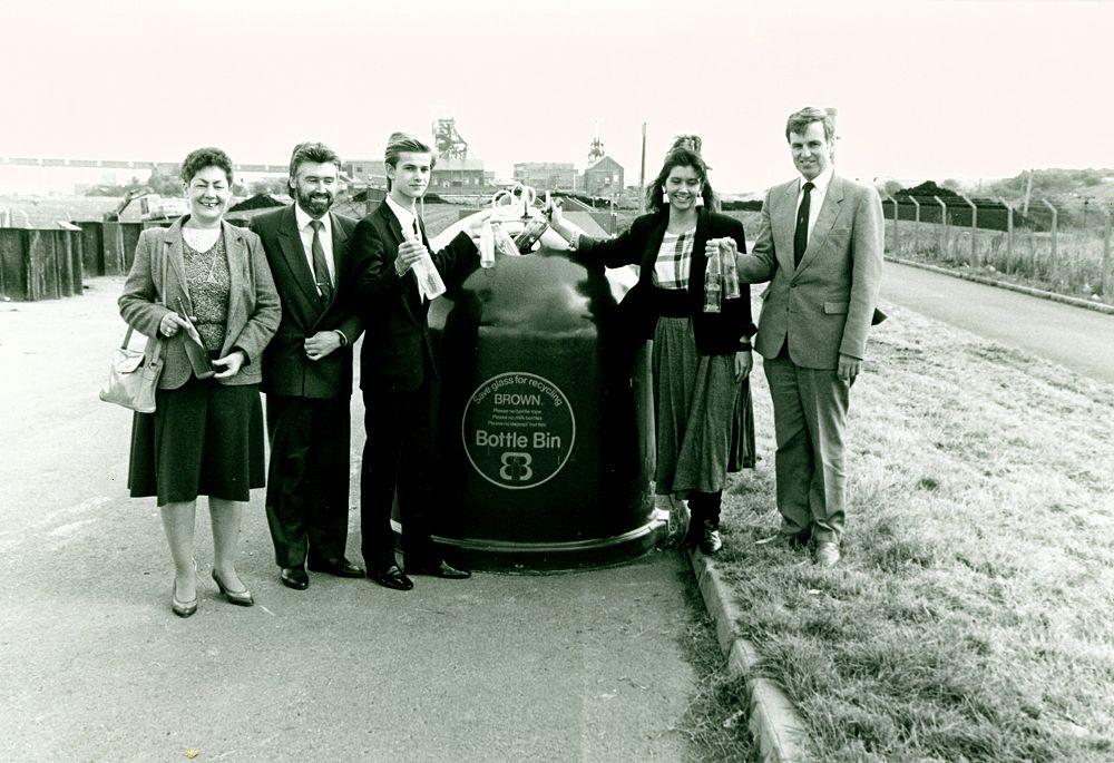 Opening of tip and bottle bank