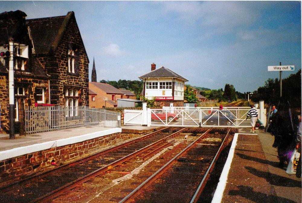 Parbold Signal Box & Level Crossing,25th june 1988