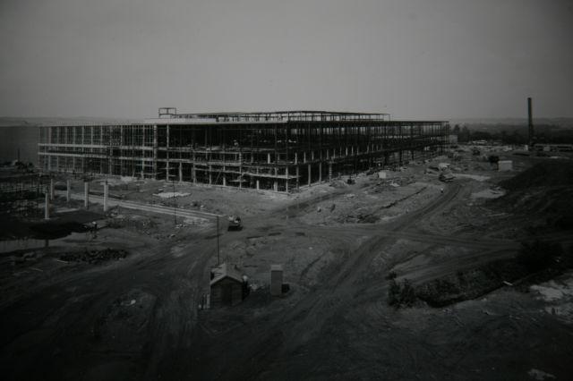 Kitt Green site under construction