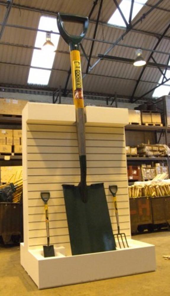 WORLD'S BIGGEST SPADE