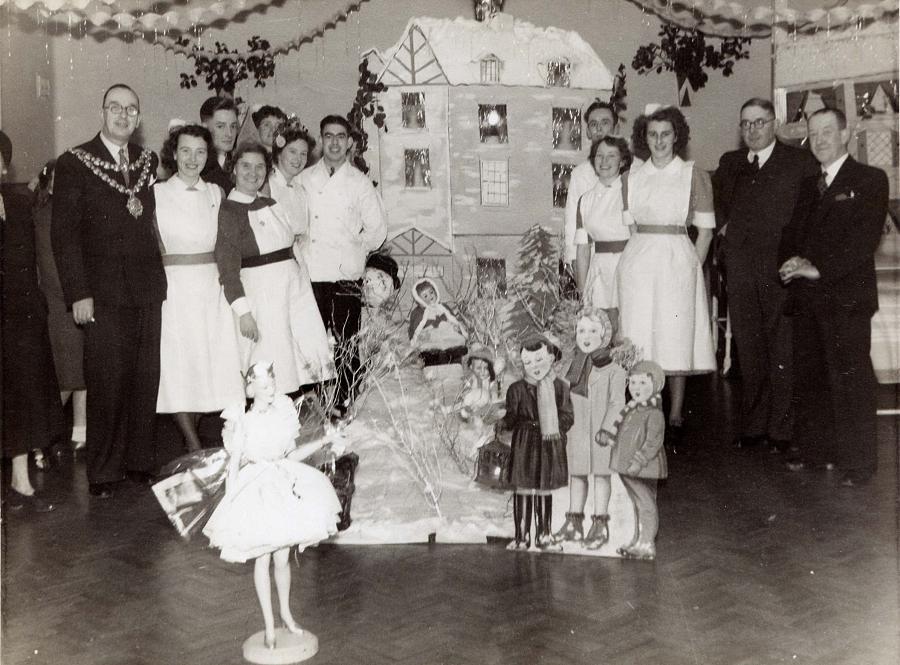 Staff at Billinge Hospital, 1950/60s.