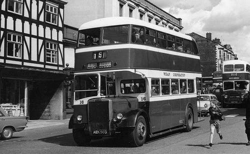 Windy Harbour bus Wallgate