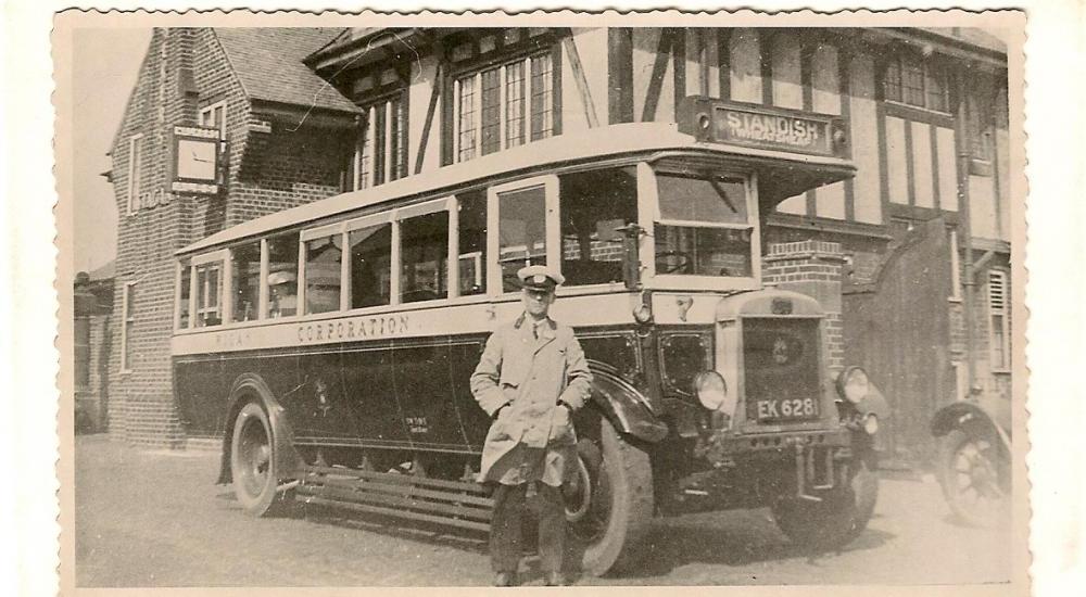 Bus no.7 Bus no.7