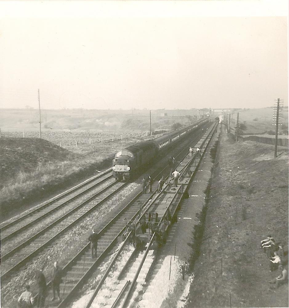 Sunday 28-03-1965.-Bradley (near Standish station that was) Sunday 28-03-1965.-Bradley (near Standish station that was)