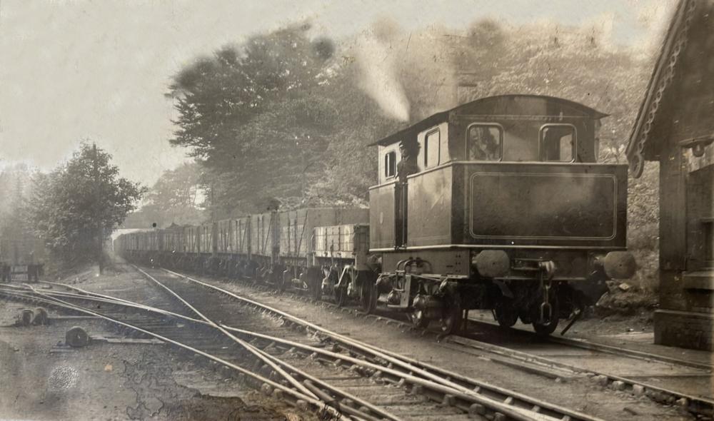Postcard photo of an Atkinson Walker Wagons Ltd locomotive in STEAM! Postcard photo of an Atkinson Walker Wagons Ltd locomotive in STEAM!