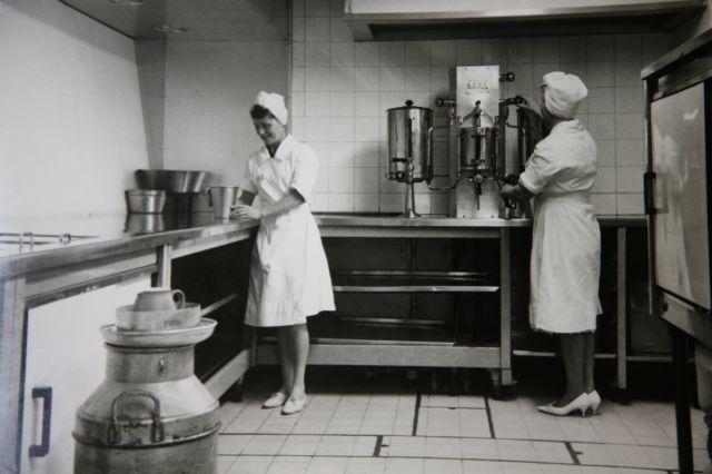 Canteen Staff. Canteen Staff.