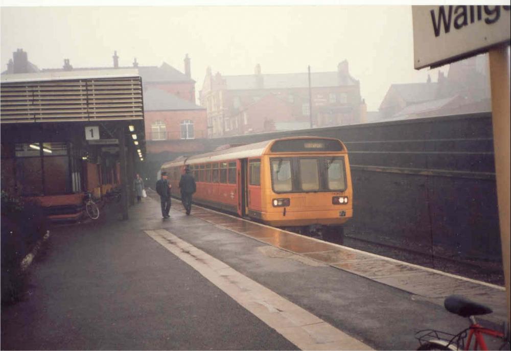 Wallgate shunter Eddie Draper Wallgate shunter Eddie Draper