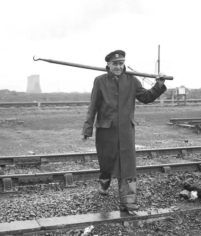 Tommy Littler, Ince Moss foreman shunter, 1976. Tommy Littler, Ince Moss foreman shunter, 1976.