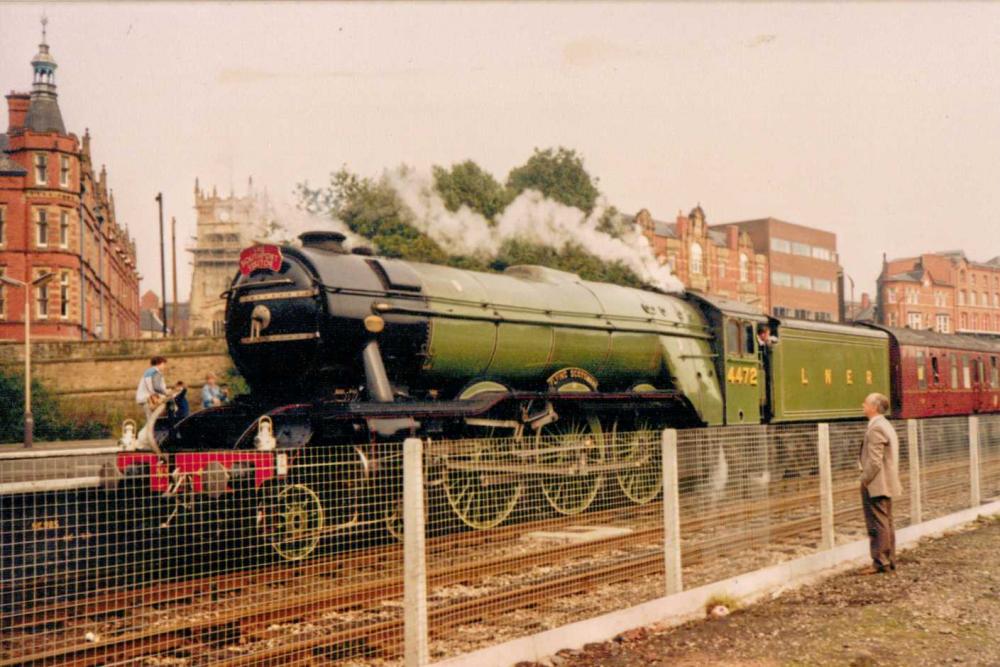 Flying Scotsman At Wigan Wallgate (early 1980s) Flying Scotsman At Wigan Wallgate (early 1980s)
