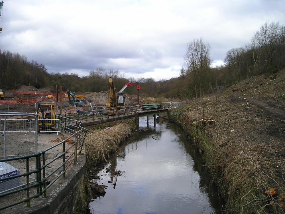 12-03-2010.-The old bridge & Piling works in the background.