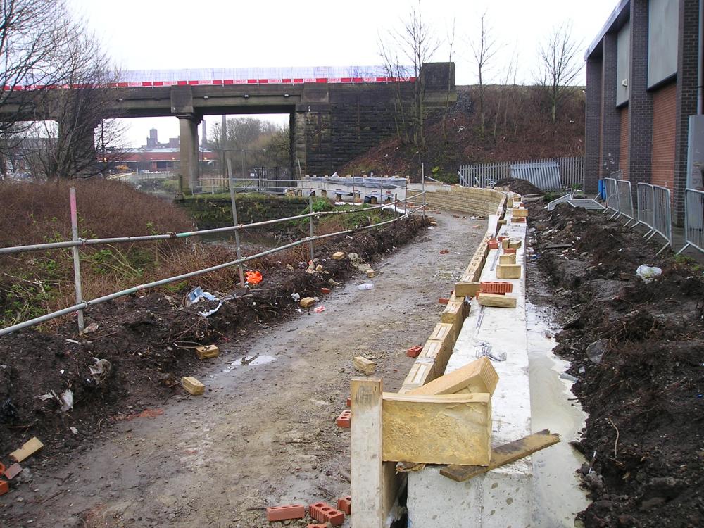 26-03-2008-New path way from "the Saddle" towards the railway viaduct. 26-03-2008-New path way from "the Saddle" towards the railway viaduct.