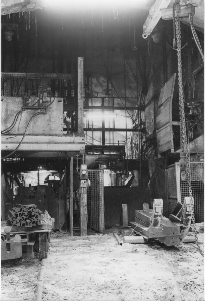 Back of No2 pit. Back of No2 pit.