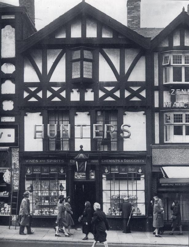 HUNTERS CHEMIST 1940's HUNTERS CHEMIST 1940's