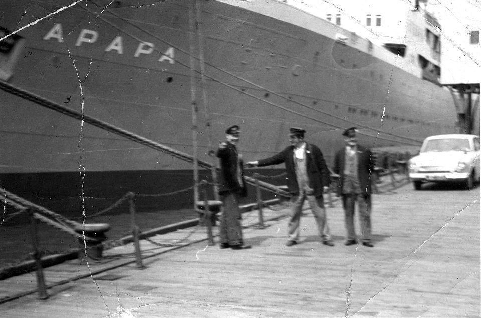 Jack Jolly, Stan Riley and Sammy Hewitt, when learning the road to Liverpool docks.