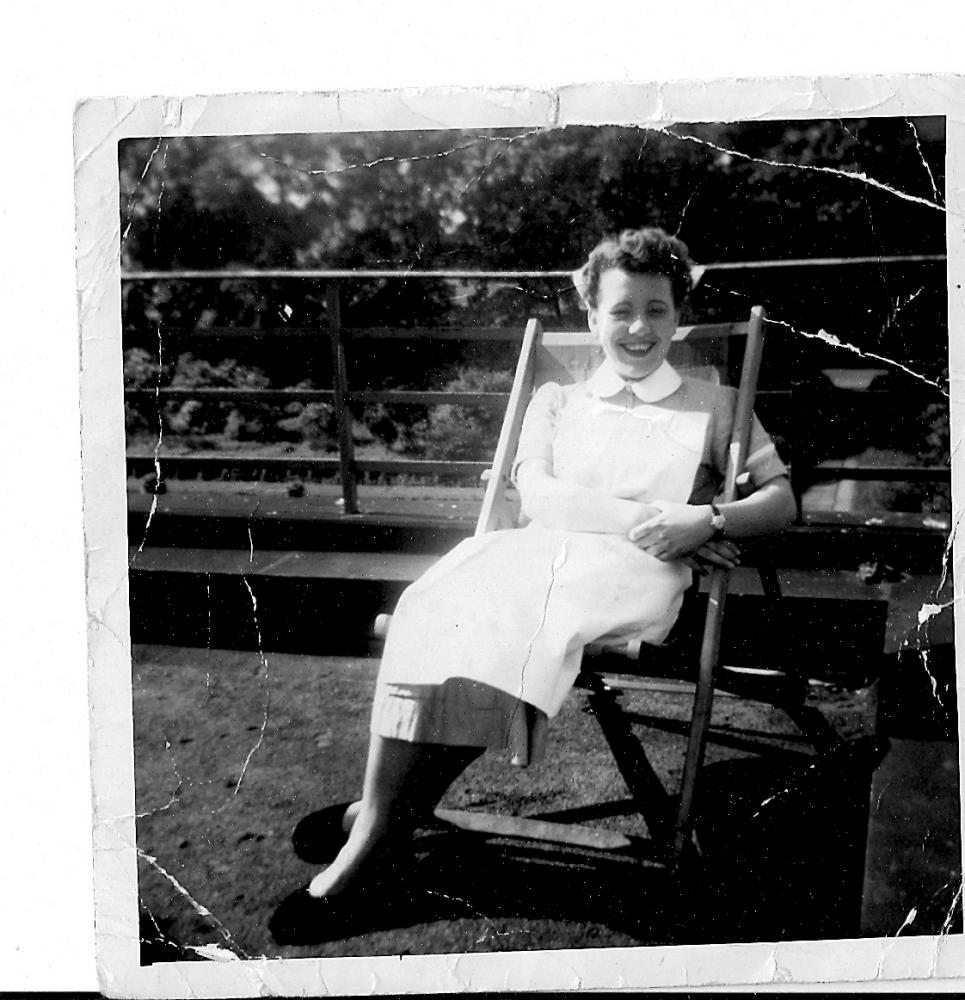 Joyce Molynex (later Gill) Joyce Molynex (later Gill)