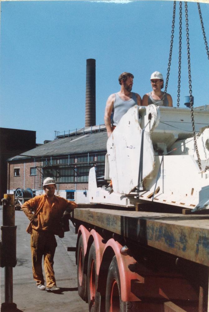 Offloading  Gullick's chocks at Rossington colliery Doncaster.