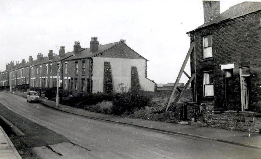 Subsidence at Long Lane, Bryn. Subsidence at Long Lane, Bryn.