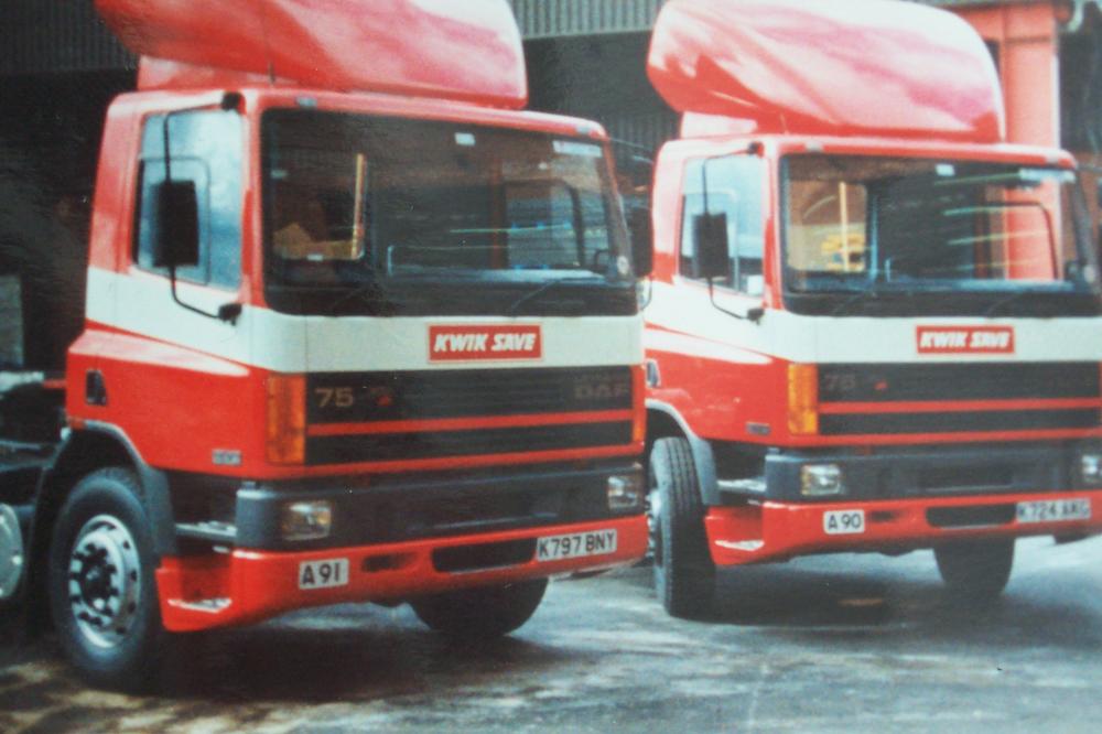 Kwik Save Ashton New Daf Trucks 75 300 Tractor units 1992 Kwik Save Ashton New Daf Trucks 75 300 Tractor units 1992
