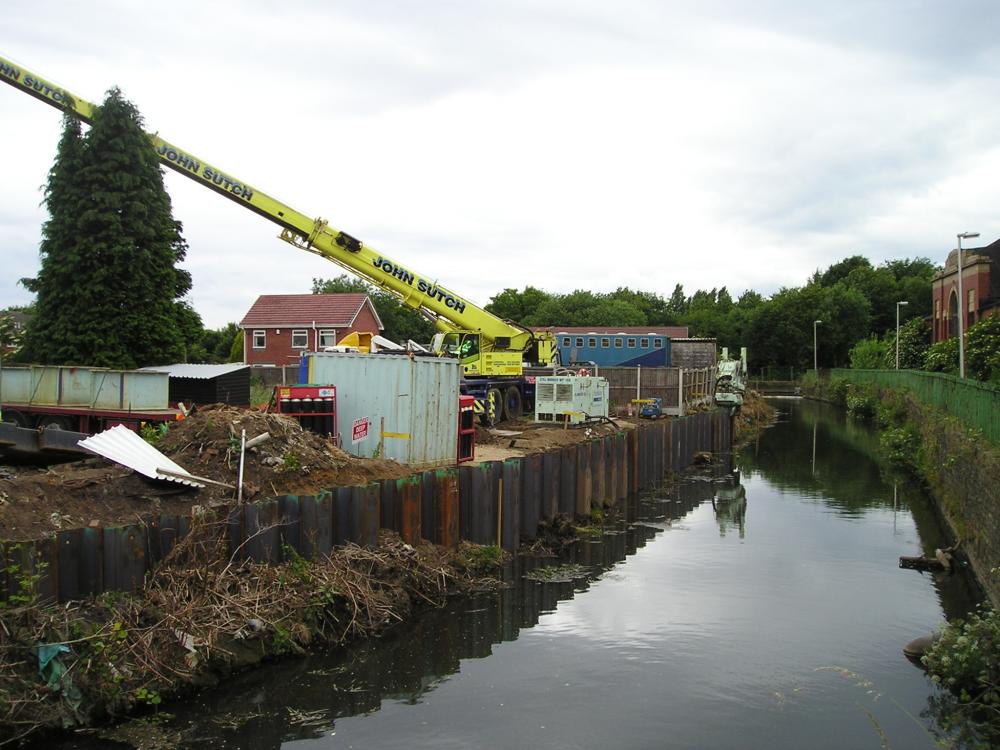 Piling Operations off Park Street.17-06-08.