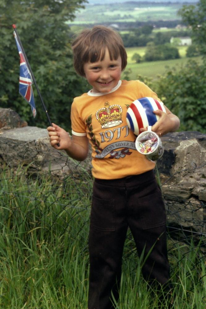 Jubilee 1977 Flying the flag