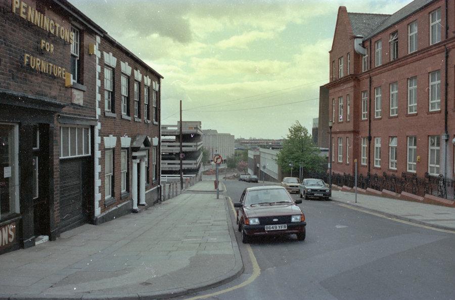 Penningtons Furniture Shop, Millgate