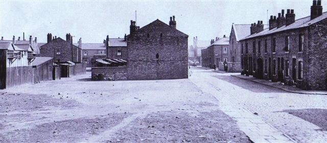 Off Hope St, c1940s.