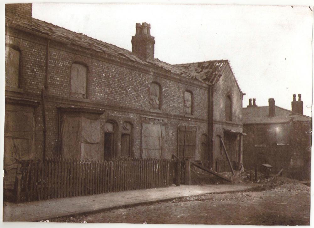 Bomb damage in Cecil Street