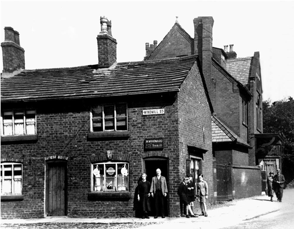 Windmill Street, Scholes