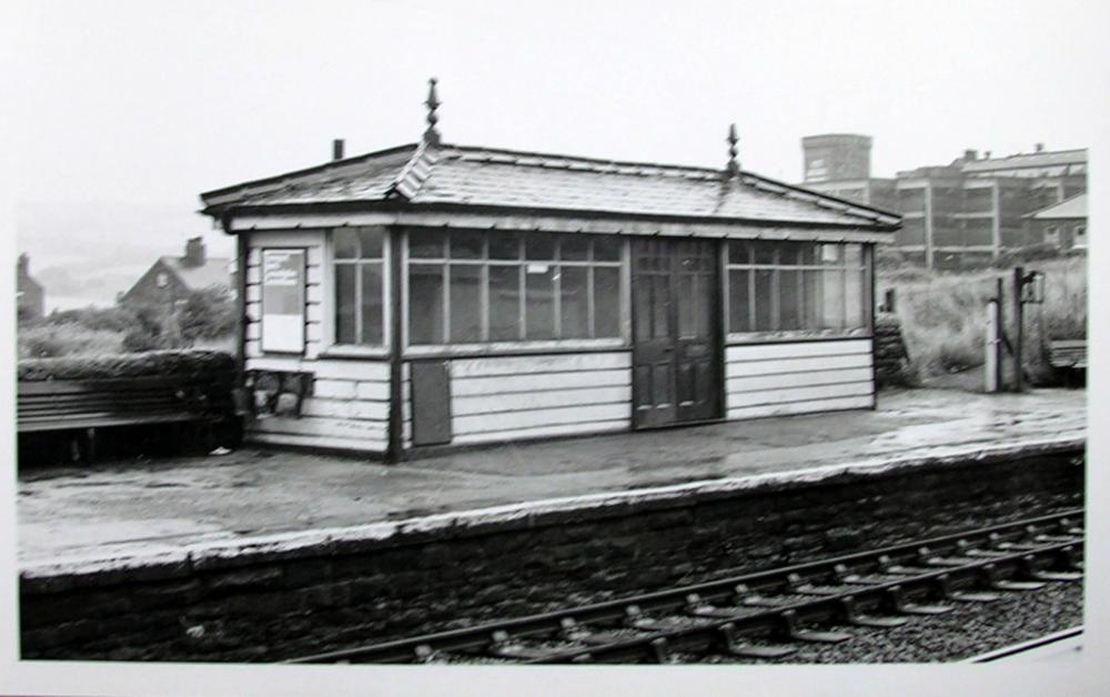 Appley Bridge Railway Station Waiting Room Appley Bridge Railway Station Waiting Room