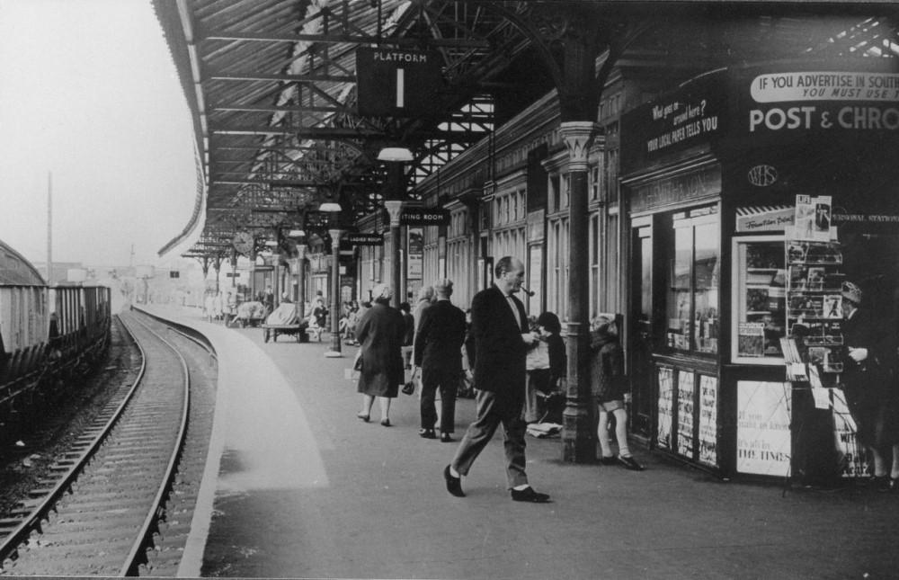 W.H.Smith's Newspaper Stand c.1964