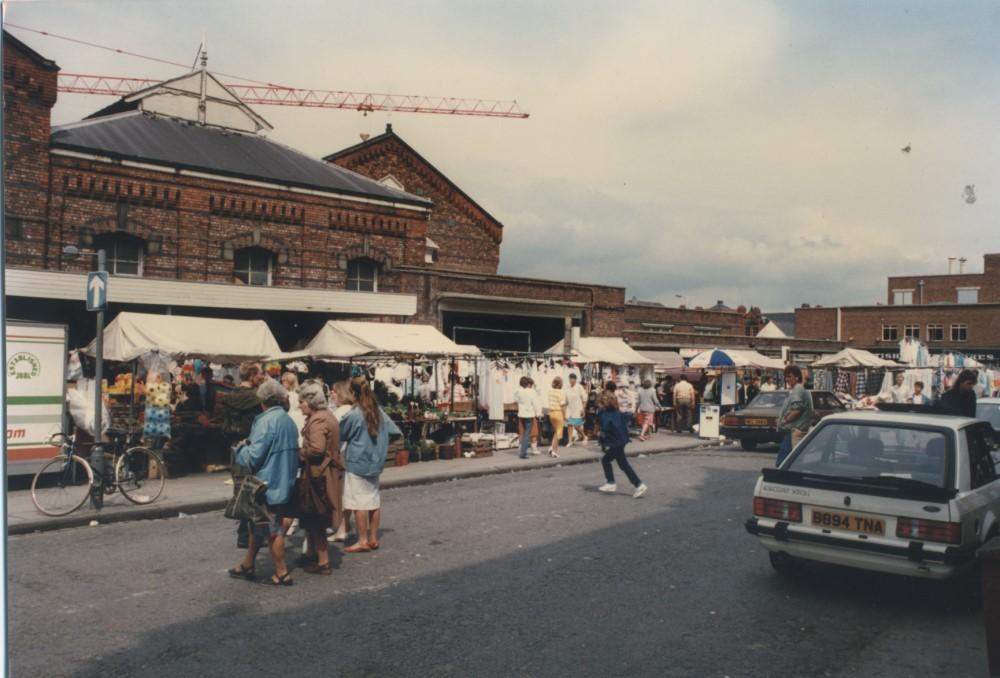 OUTDOOR MARKET STALLS  7