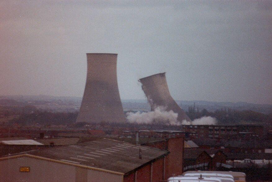 Demolition of the cooling towers in 1989 Demolition of the cooling towers in 1989